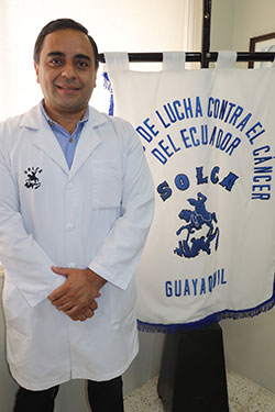 Dr. Carlos Regalado